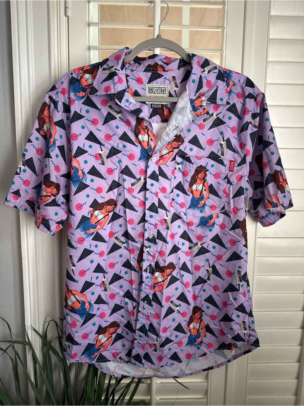 RSVLTS Retro Saved by the Bell Kelly Kapowski Short-Sleeve Button-Down Shirt M